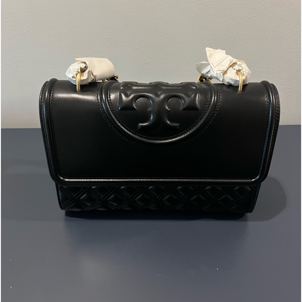NEW  2023 Tory Burch Black Leather Fleming Convertible Bag $529 dustbag included